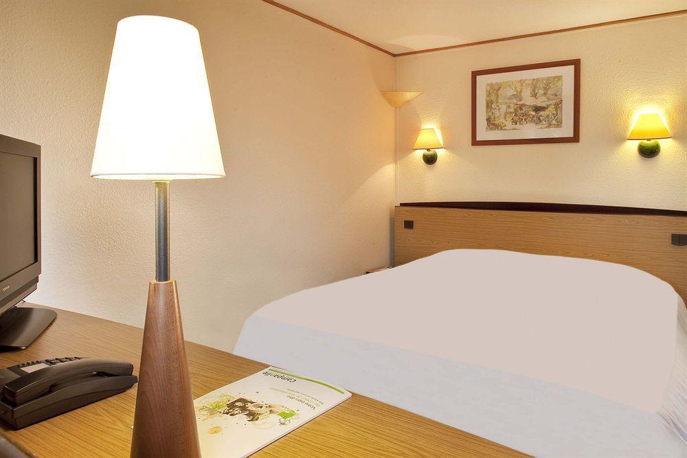 Campanile Manosque Hotel Szoba fotó